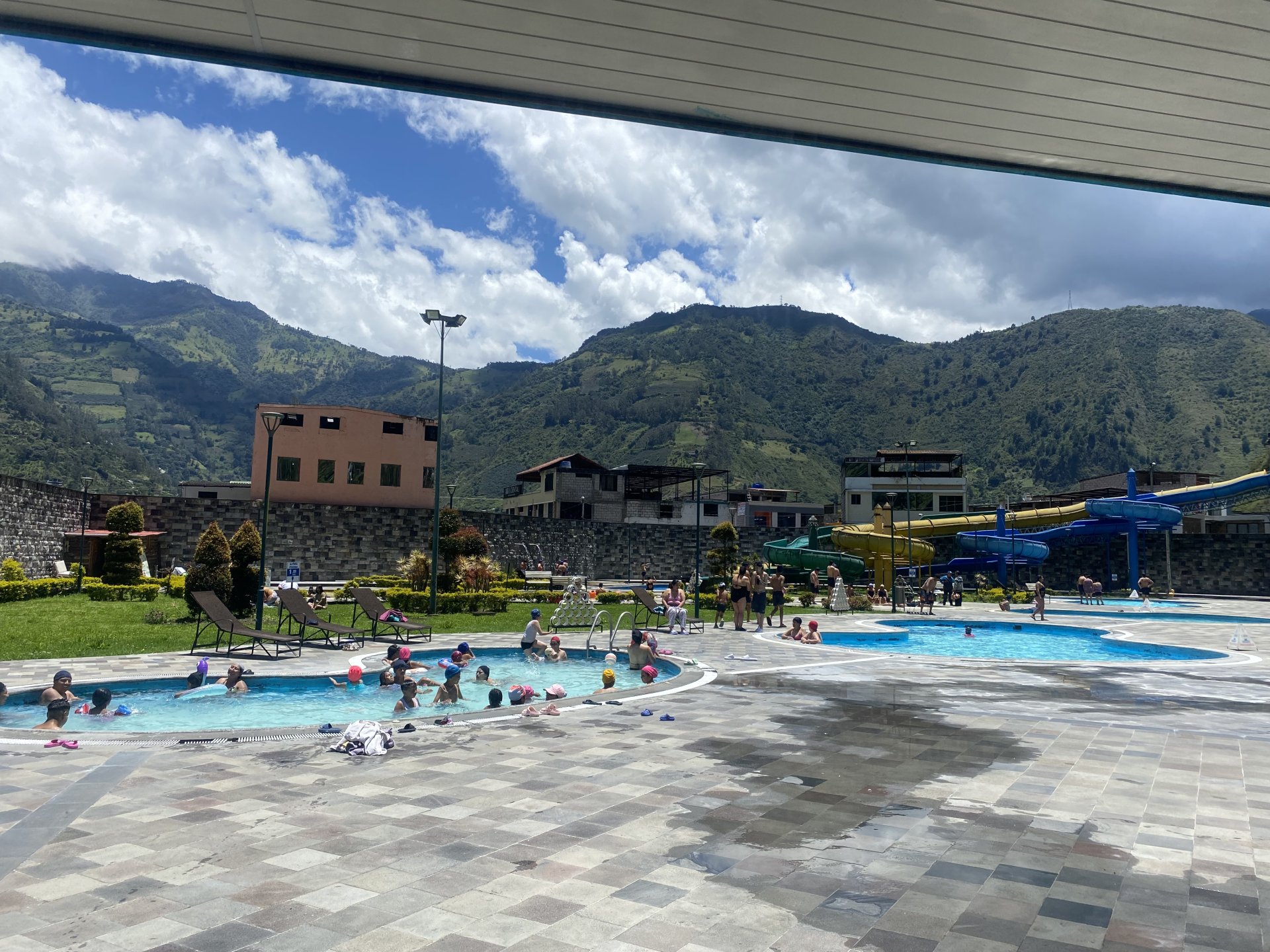 Foto Aguas termales en Baños - relajación en plena naturaleza