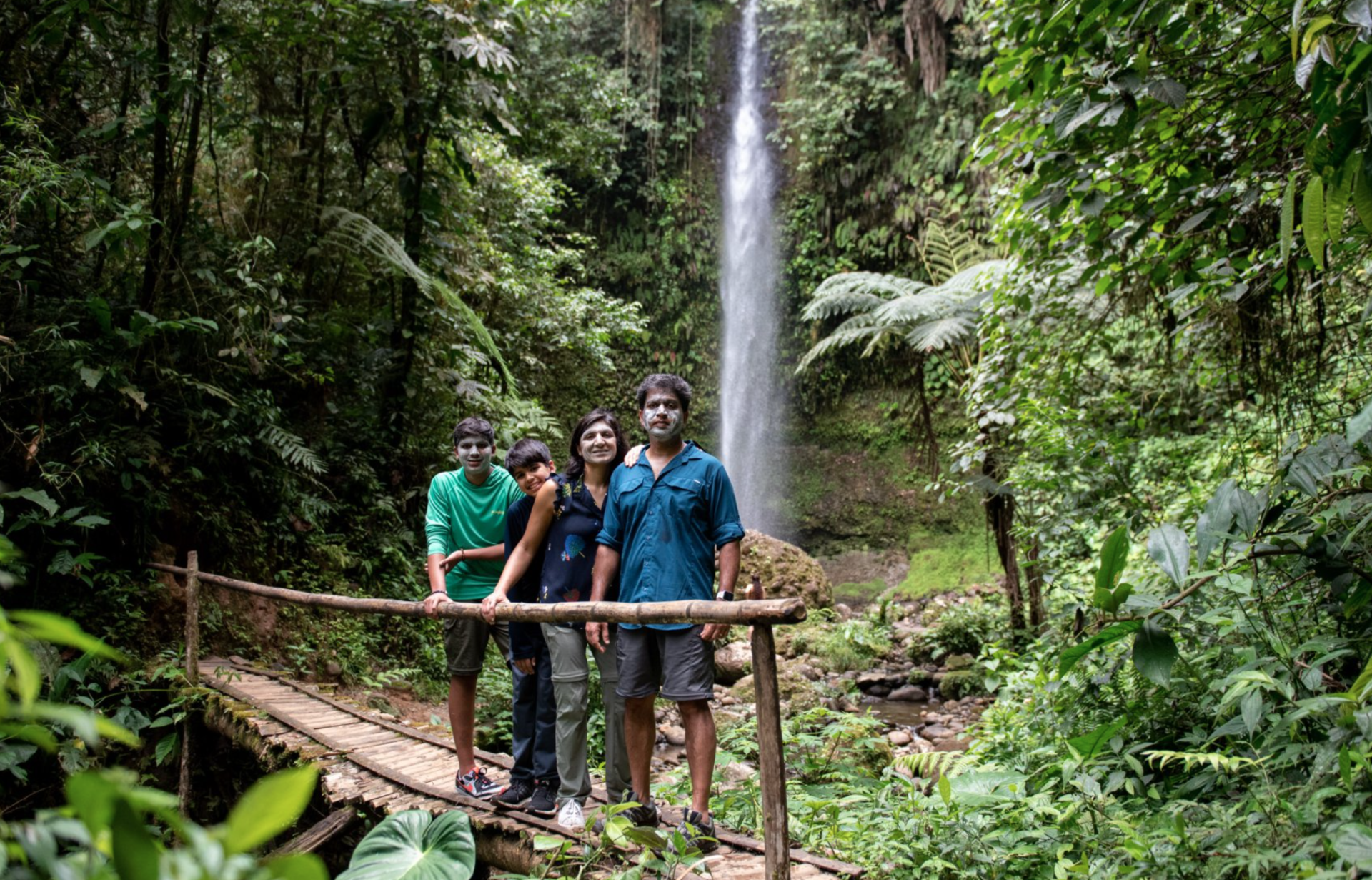 Foto Tour de un día a la Amazonía Hola Vida | Selva, cascadas y cultura Kichwa